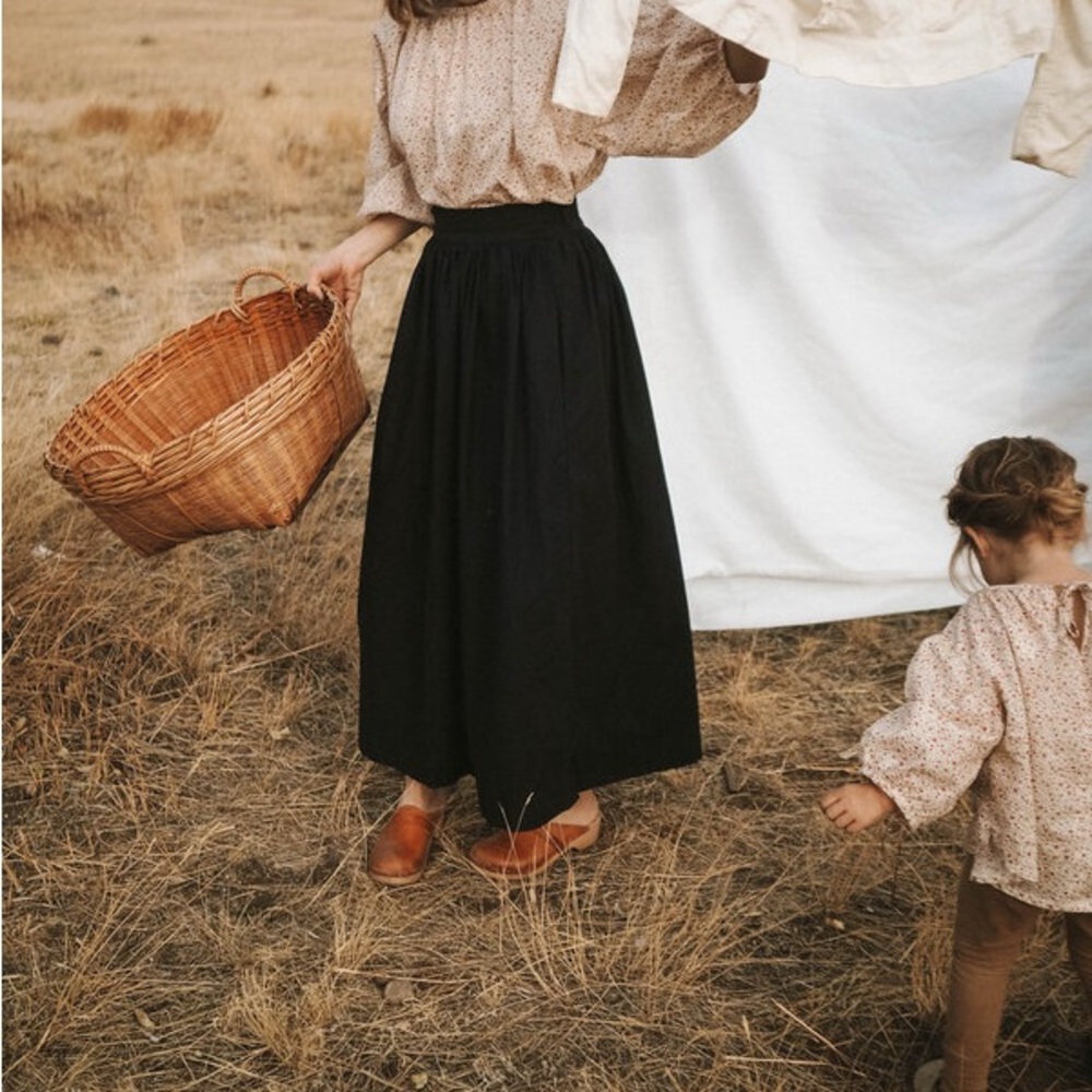 Devon’s Drawer Gardenia Skirt